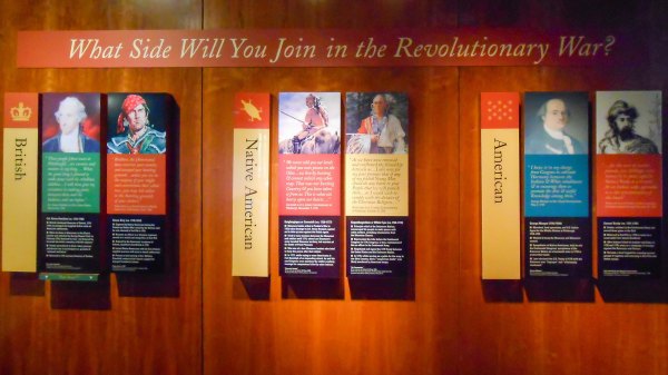 Une présentation équilibrée qui donne la parole aux diverses parties en cause, à toutes les étapes des conflits qui marquèrent le point de confluence de l'Ohio au 18è siècle.